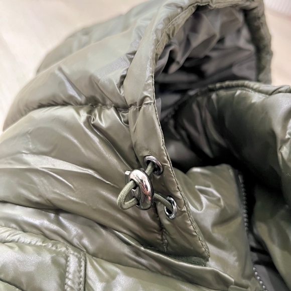 Guess Hooded Quilted Puffer Jacket - Military Olive Green - Picture 11 of 16